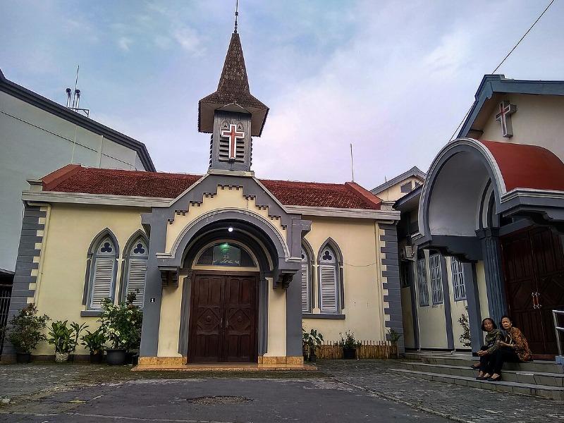 Gereja Protestan Indonesia Bagian Barat (GPIB) Tamansari